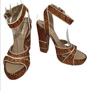 NWOT Valentino Glitter Heels